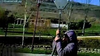 Свалился в полёте - смотреть видео (0:33)