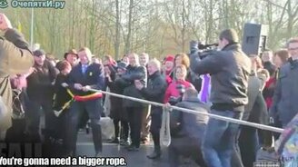 Порвали канат - смотреть видео (0:35)