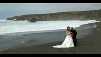 Свадебный сюрприз - смотреть видео (0:48)