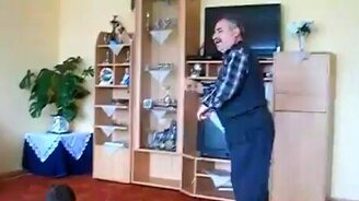 Дед наяривает - смотреть видео (1:20)