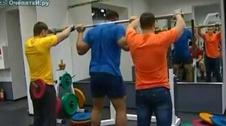 Люди вместо блинов - смотреть видео (0:58)