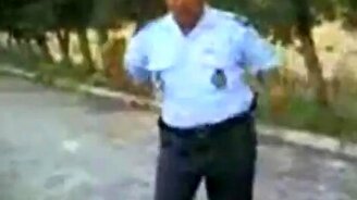 Танец полицейского - смотреть видео (0:22)