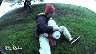 Наткнулся на гидрант - смотреть видео (0:33)