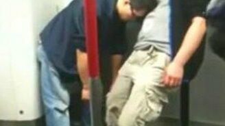 Сонные в метро - смотреть видео (1:04)