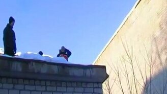 Сальто в сугроб - смотреть видео (0:08)