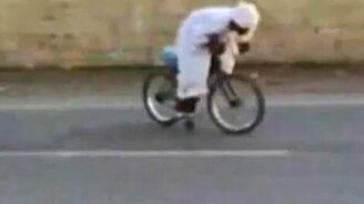 Дрифт на велосипеде - смотреть видео (0:28)