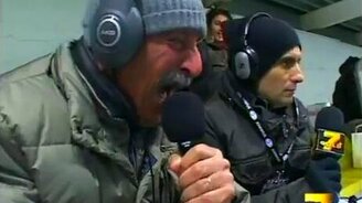 Вот как надо болеть - смотреть видео (3:35)