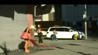 Бикини-розыгрыш - смотреть видео (1:45)