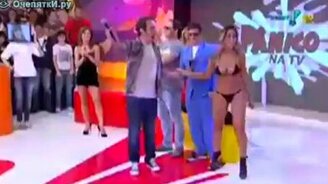 Провал модели - смотреть видео (0:42)