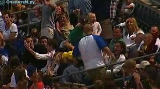 Ловкий зритель - смотреть видео (0:16)