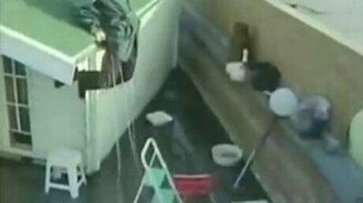 Слез с крыши - смотреть видео (0:07)