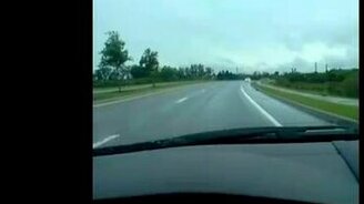 По трассе на задней передаче - смотреть видео (0:27)