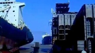 Носом протаранил - смотреть видео (1:15)