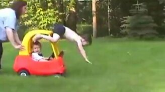 Резкий тормоз - смотреть видео (0:13)