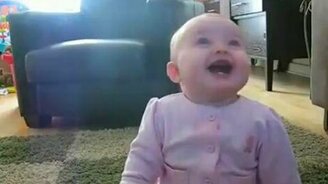 Веселящийся малыш - смотреть видео (1:48)