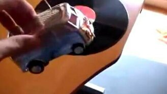 Машинка-проигрыватель - смотреть видео (1:03)