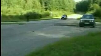 Летающий ВАЗ - смотреть видео (0:06)