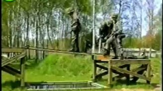 Солдаты на учениях - смотреть видео (2:09)