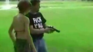 Девушка стрелок - смотреть видео (0:46)