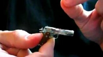 Минипистолет - смотреть видео (0:20)