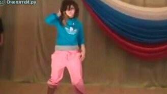 Девушки подрались - смотреть видео (1:00)