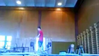 Далеко скакнул - смотреть видео (0:23)