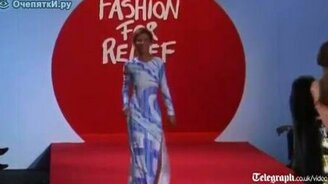 Неудачи манекенщиц - смотреть видео (0:42)