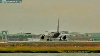 Будни аэропорта - смотреть видео (2:46)