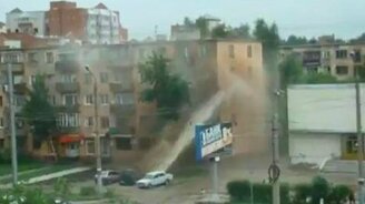 Душ для пятиэтажки - смотреть видео (0:37)