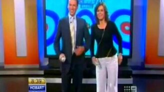 Вот так кёрлинг - смотреть видео (0:26)