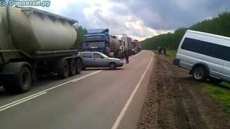 Пробка при объезде пробки - смотреть видео (1:26)