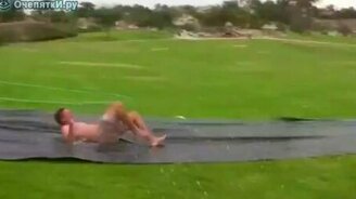 Парни развлекаются - смотреть видео (2:38)