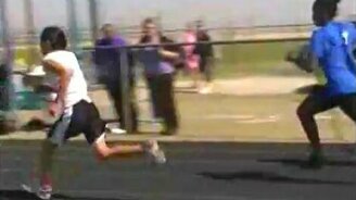 Девушки соревнуются - смотреть видео (2:27)