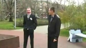 Чуть не убил на свадьбе - смотреть видео (0:22)