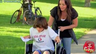 Инвалид встал на ноги! - смотреть видео (1:35)