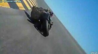 Заложил в повороте - смотреть видео (0:34)