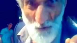 Забавный дед - смотреть видео (1:00)