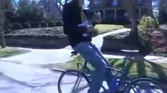 Музыкант задом наперёд - смотреть видео (0:31)