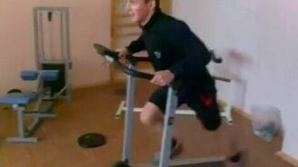 Опасный тренажёр - смотреть видео (0:04)