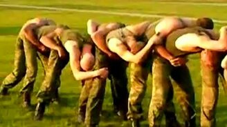 Армейские забавы - смотреть видео (1:14)