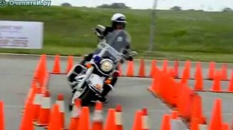 В единстве с мотоциклом - смотреть видео (2:18)