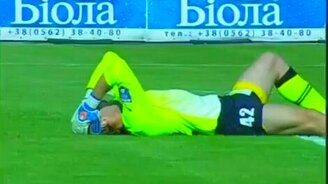 У вратаря неудачный день - смотреть видео (1:04)