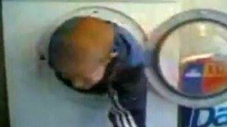 Катание в стиралке - смотреть видео (1:07)