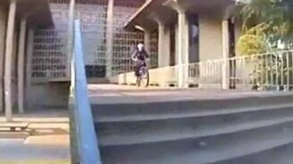 Падение в замедлении - смотреть видео (0:50)