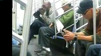 Помыл ботинки - смотреть видео (1:50)