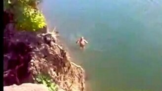 На велике в воду - смотреть видео (0:46)