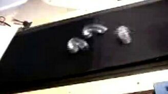 Пружинки на беговой дорожке - смотреть видео (0:26)