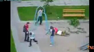 Неудачи на детских площадках - смотреть видео (4:32)