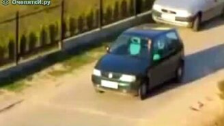 Поехал на ручнике - смотреть видео (0:49)