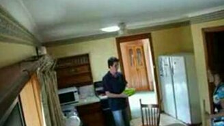 Девушку разыграл - смотреть видео (1:15)